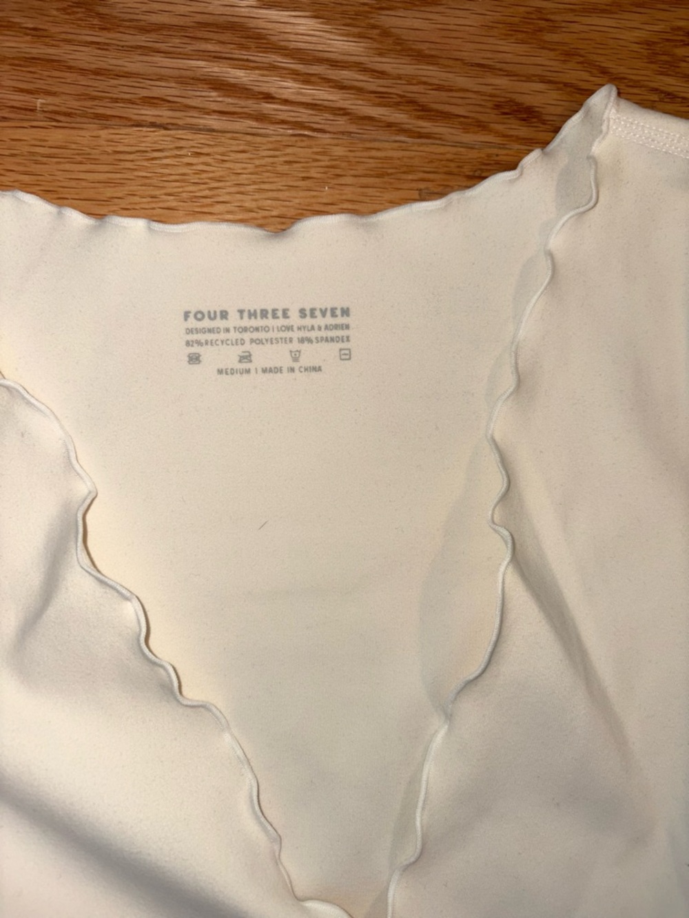 EUC 437 The Onesie + Wrap Top, parfait & cream, medium - Picture 5 of 5